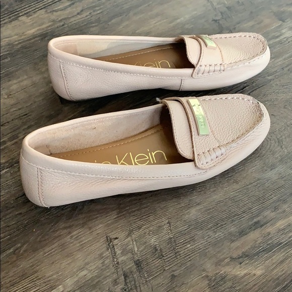 Calvin Klein Lt. Pink Loafers - Picture 3 of 5